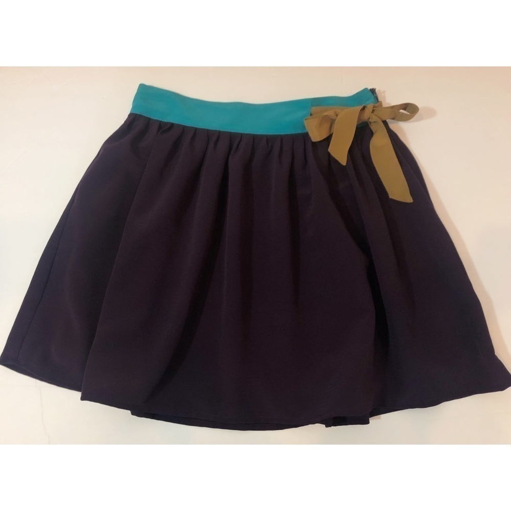 Forever 21 I Love H81 Skirt with Lining, Side Zipper